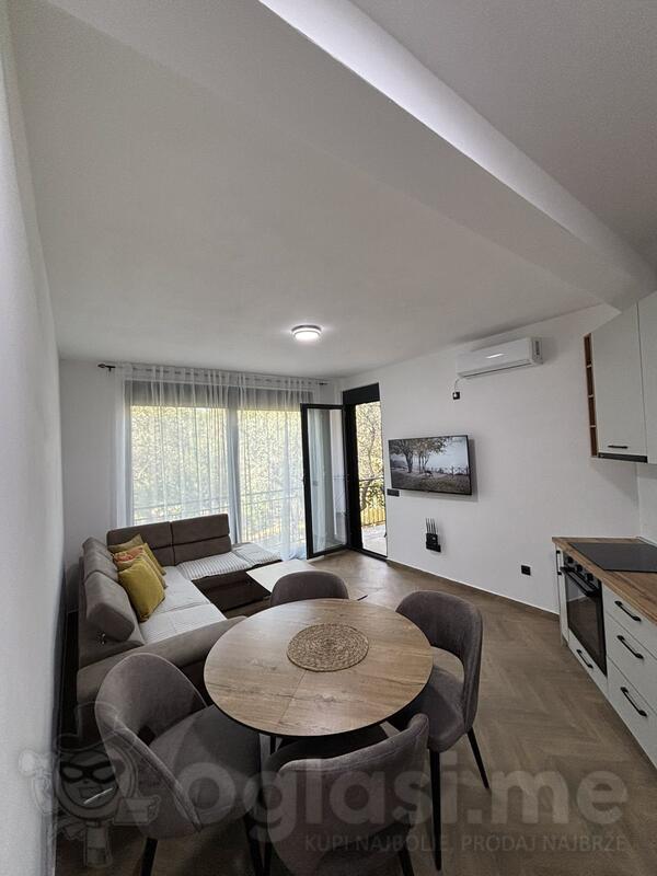 Jednosoban stan 48m2 - Bar - Šušanj