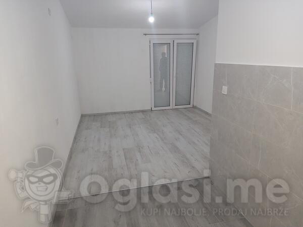 Dvojna kuća 68m2 - Bar - Bar (uži dio)