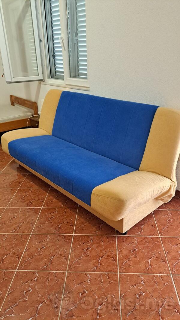 Prodajem kauč