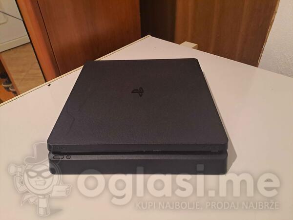 Sony - PlayStation 4