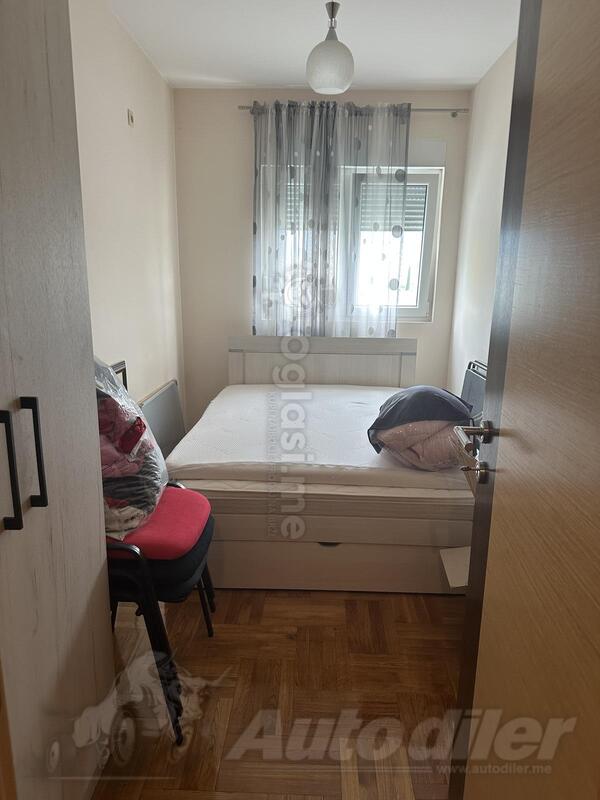 Trosoban stan 84m2 - Podgorica - > Okolina grada
