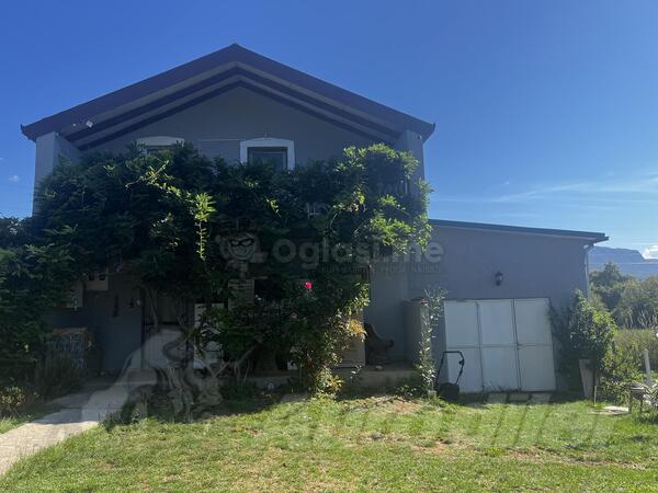 Porodična kuća 142m2 - Danilovgrad - Pažići