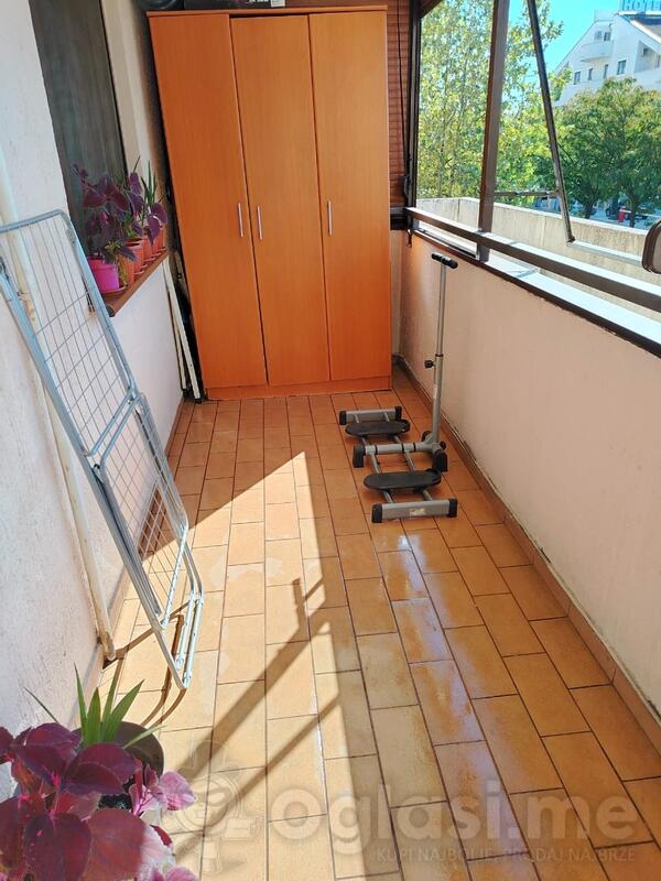 Trosoban stan 103m2 - Podgorica - Stari Aerodrom