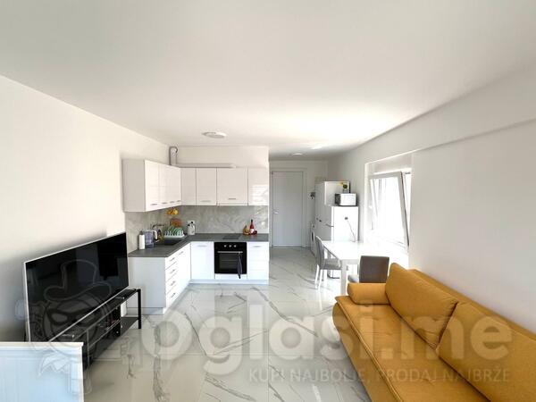 Garsonjera 36m2 - Bar - Bjeliši