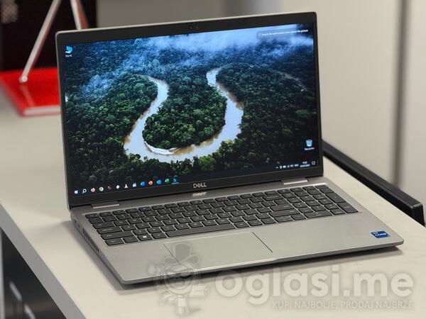 Dell Dell Latitude 5520 - 15.6" Intel i7 16GB GB
