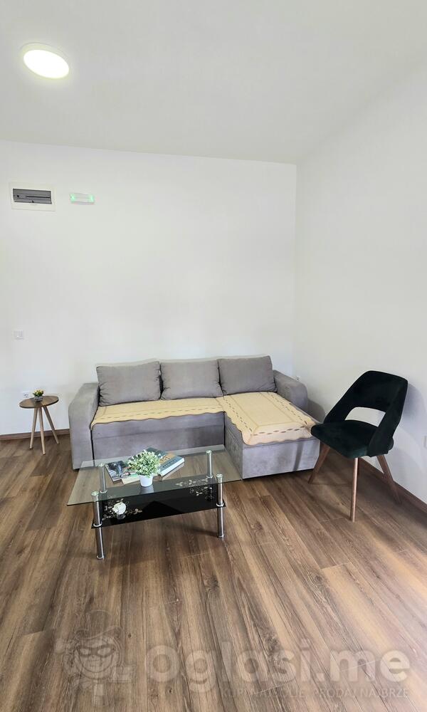 Jednosoban stan 50m2 - Bar - Šušanj