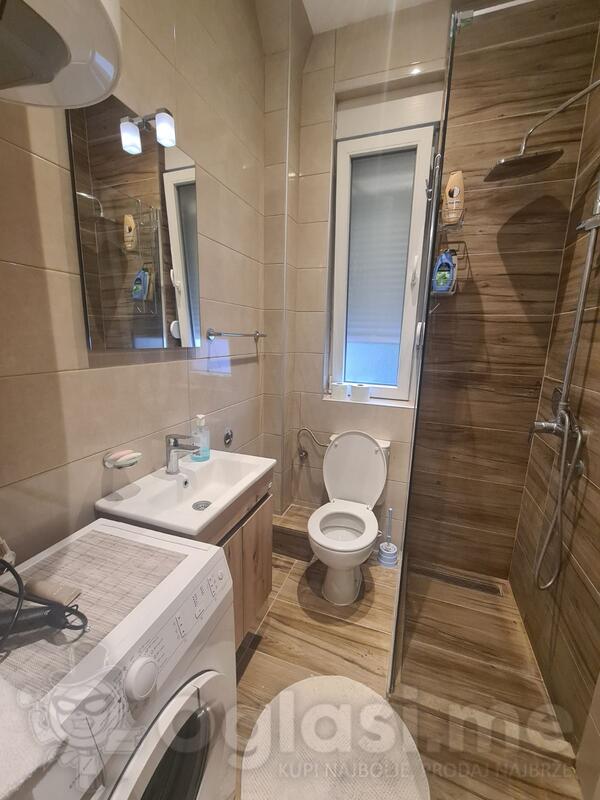 Garsonjera 27m2 - Podgorica - Centar grada