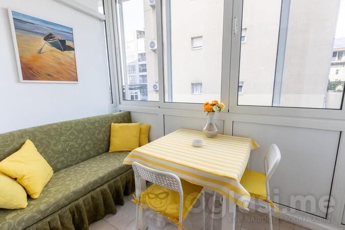 Jednosoban stan 54m2 - Podgorica - Stari Aerodrom