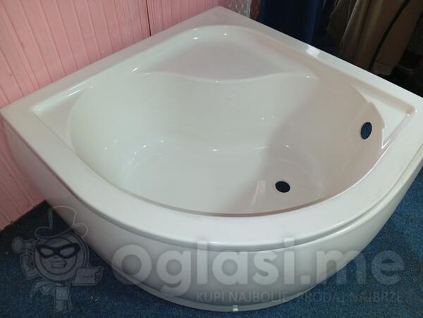 Prodajem NOVU ugaonu tuš kabinu sa kadom 