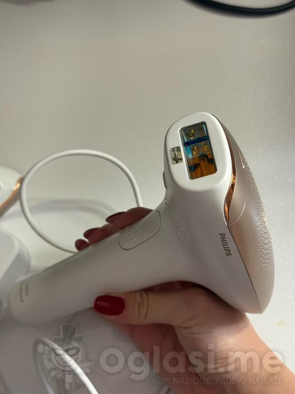 Philips Lumea Advanced IPL epilator 
