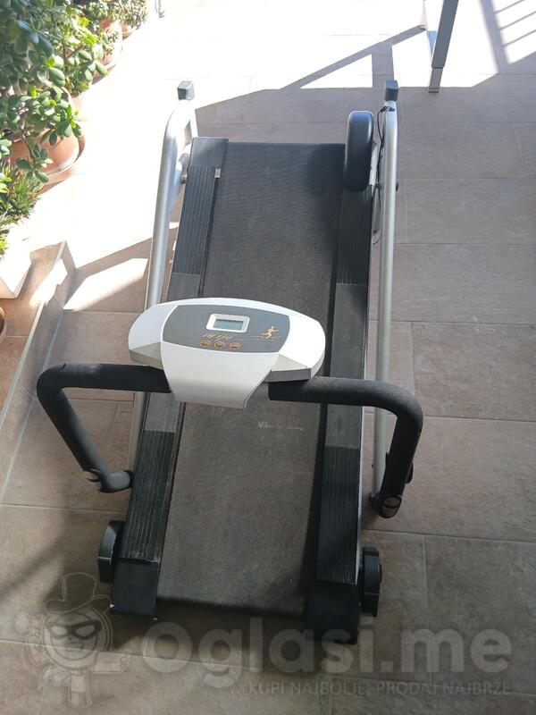 Prodajem dasku za trcanje