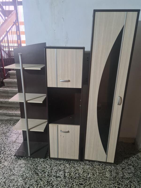 Prodajem komodu u odličnom stanju