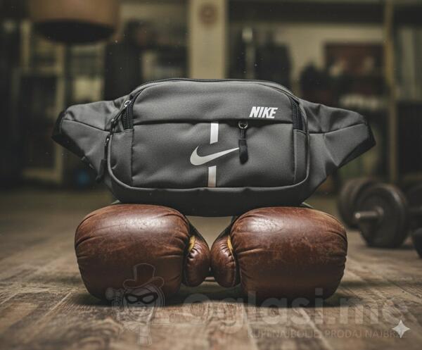 Muska torbica Nike 9e