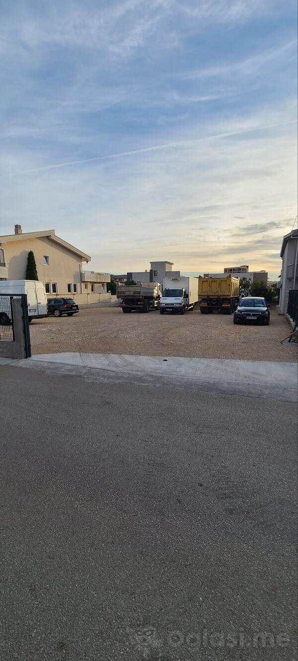 Građevinsko zemljište 1000m2 - Bar - Bjeliši