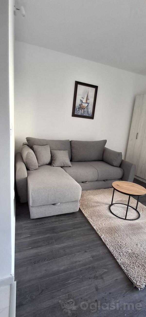 Garsonjera 27m2 - Podgorica - Zabjelo