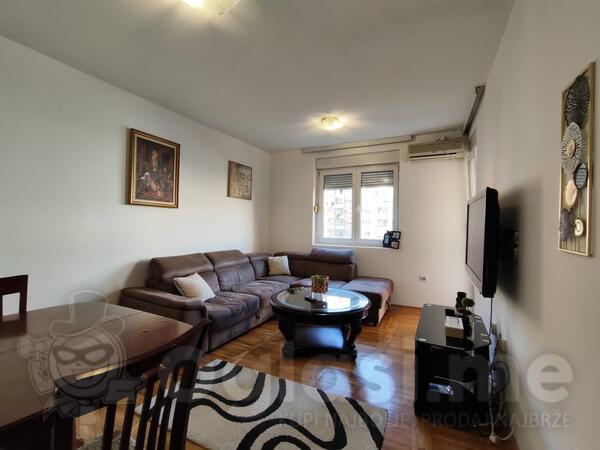 Dvosoban stan 64m2 - Podgorica - Stari Aerodrom