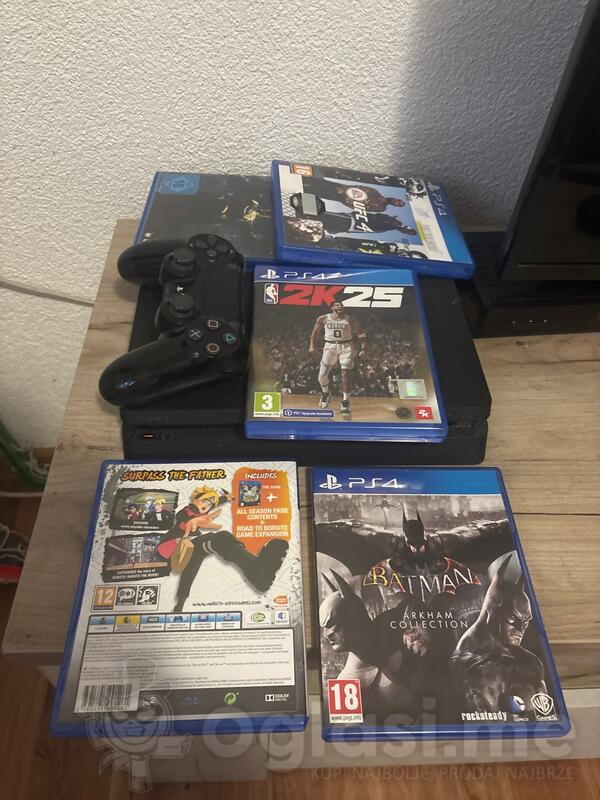 Sony - PlayStation 4