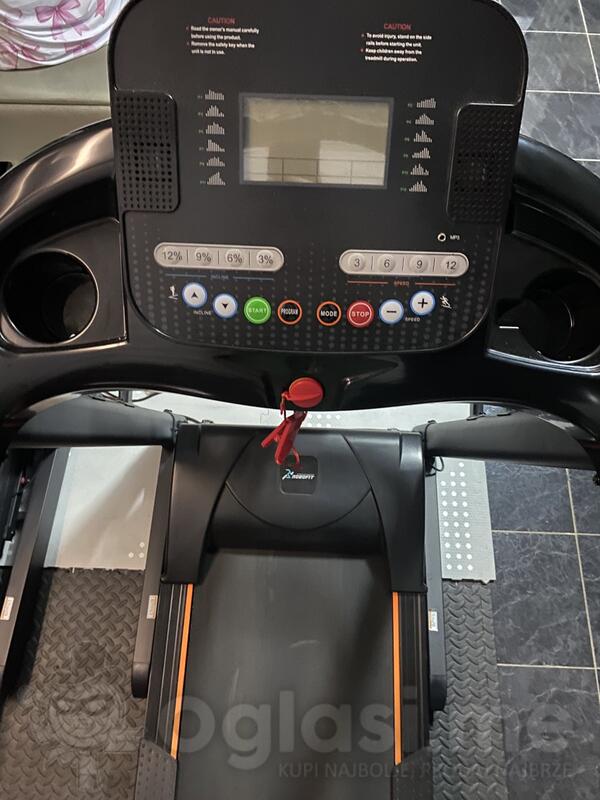 Profesionalna Traka za Trcanje 