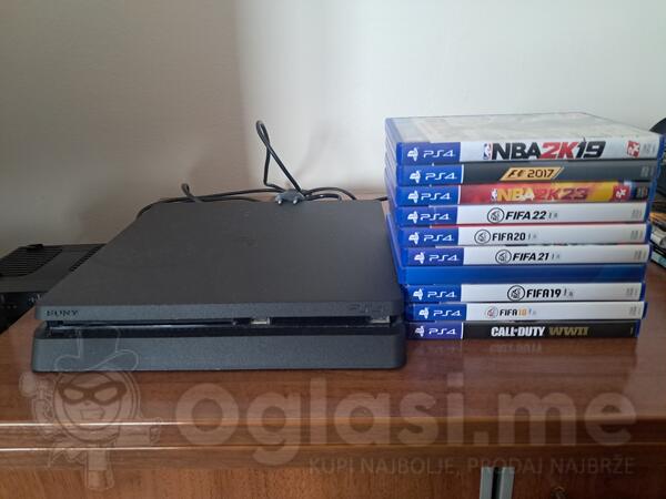 Sony - PlayStation 4
