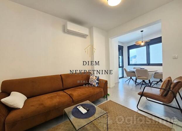 Jednosoban stan 40m2 - Bar - Šušanj