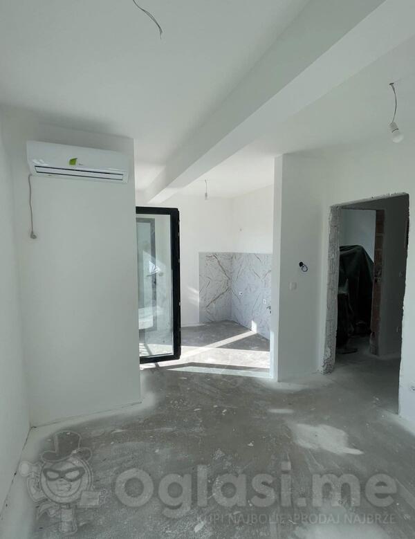 Jednosoban stan 32m2 - Podgorica - Podgorica (uži dio)