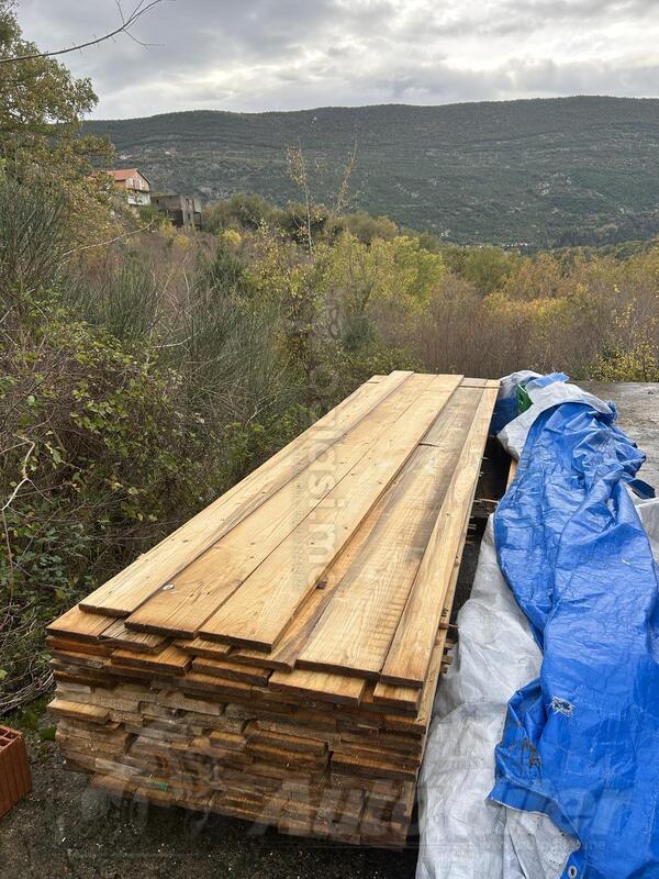 Prodajem kubik ipo daske