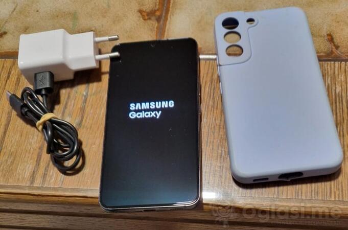 Samsung - Galaxy S22 5G - 8GB / 128GB Dual SIM
