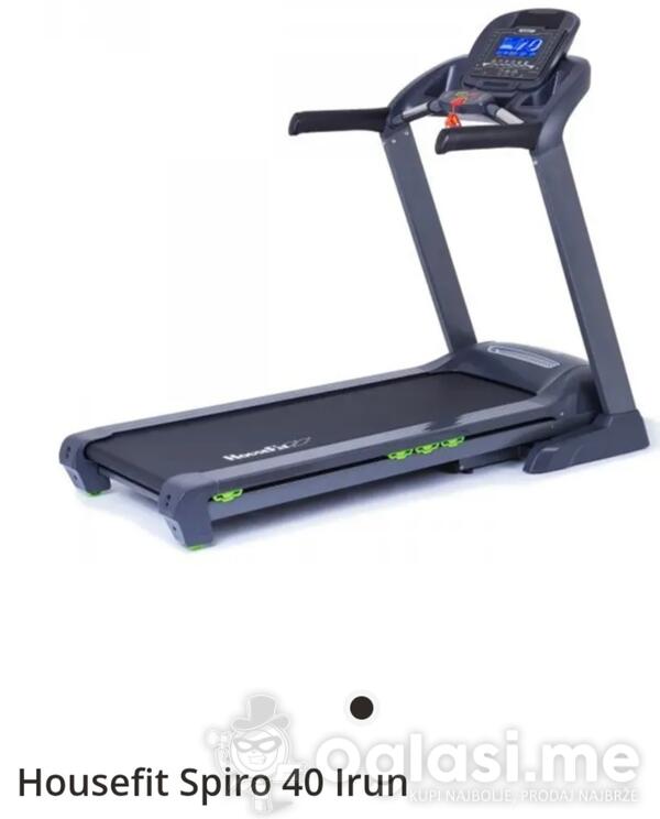 PRODAJEM TRAKU ZA TRČANJE