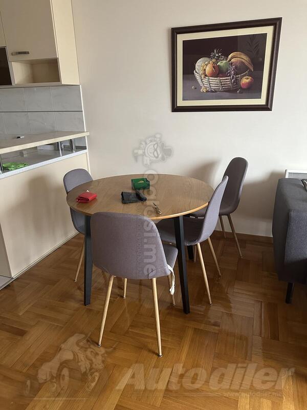 Trosoban stan 84m2 - Podgorica - Podgorica (uži dio) tuski put