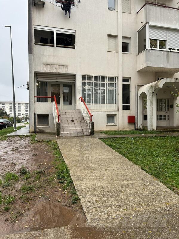 Kancelarija 34m2 - Podgorica - Stari Aerodrom