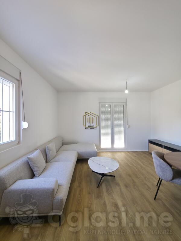 Dvosoban stan 64m2 - Cetinje - > Okolina grada