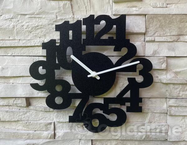 Zidni dekorativni sat