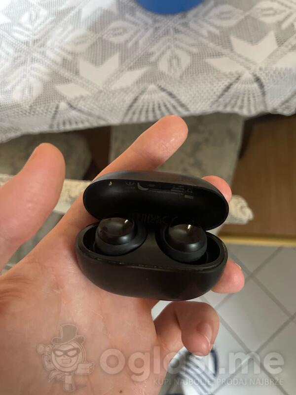 Prodajem nove slušalice Redmi buds 3, dobijene na poklon potpuno nove.