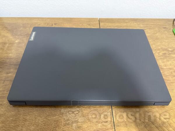 Lenovo - 15.6" AMD Ryzen 5 8GB GB