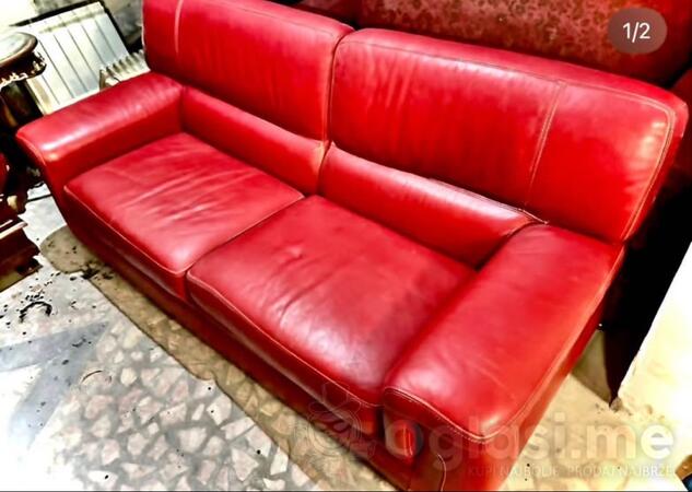 KVALITETAN KOŽNI DVOSJED – PRAVA KOŽA / ODLIČNO STANJE