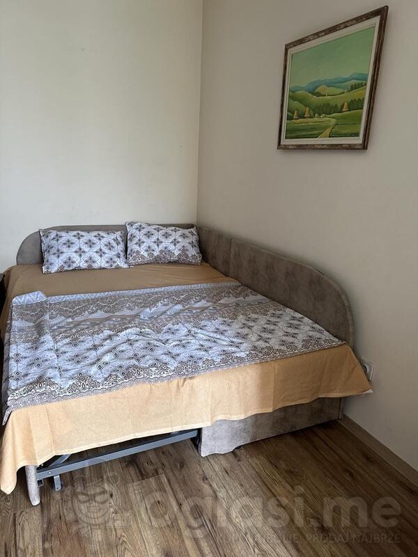 Garsonjera 28m2 - Bar - Centar grada