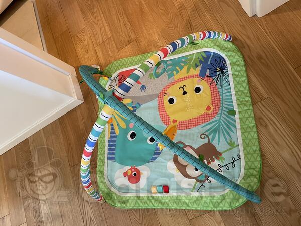 prostirka za igru beba