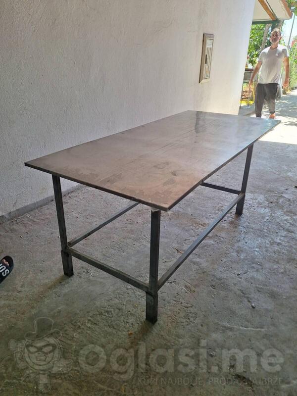 Nameštaj za ugostiteljstvo