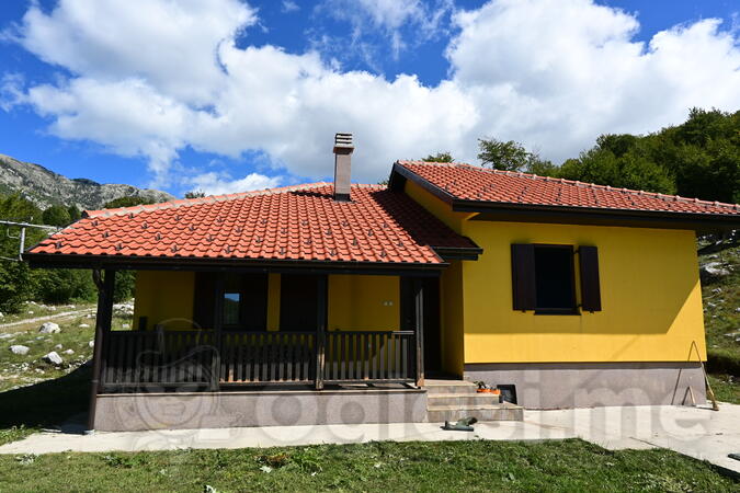 Montažna kuća 85m2 - Herceg Novi - Vrbanj