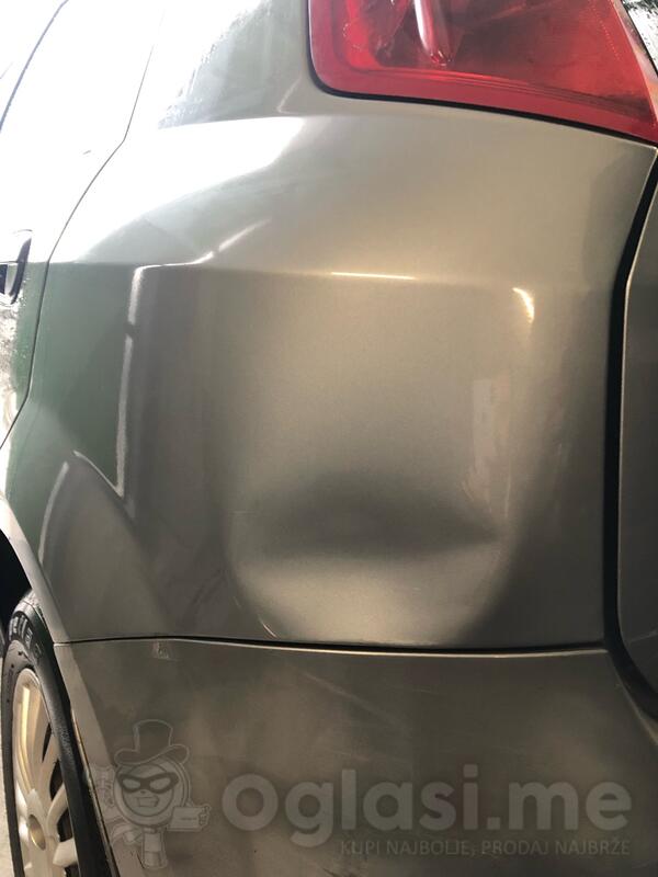 Limarija udubljenja udaraca bez farbanja