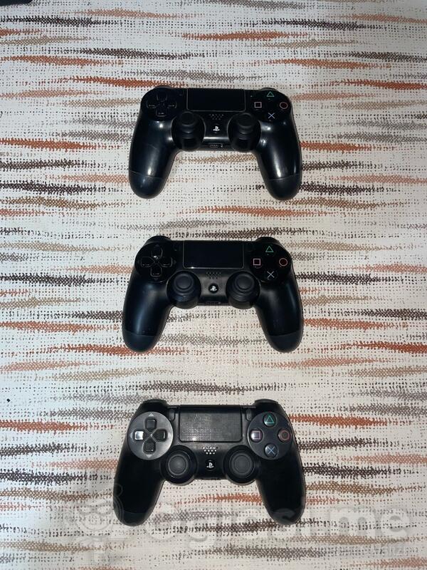 Džojstik za  - Sony