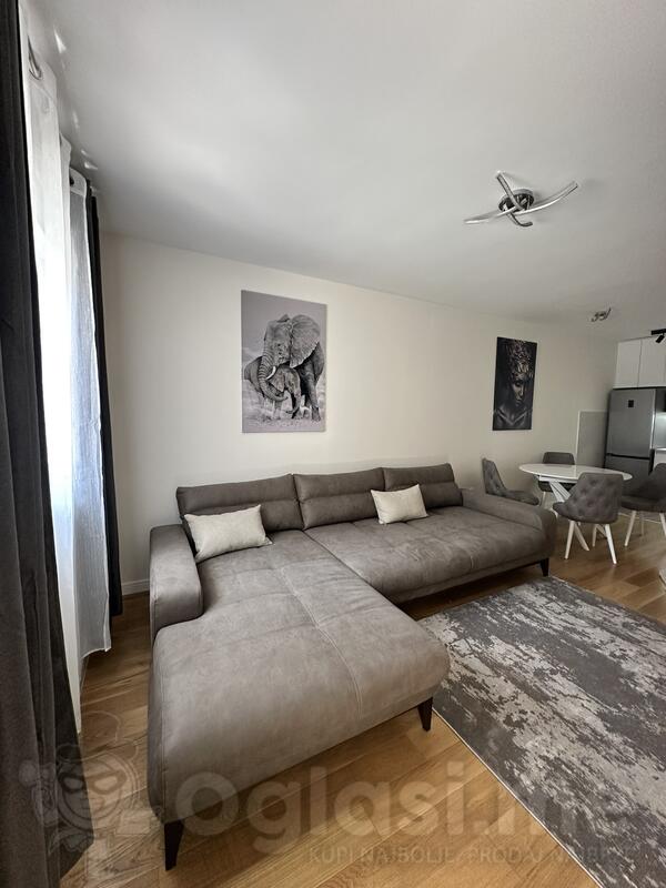 Jednosoban stan 49m2 - Podgorica - Central Point