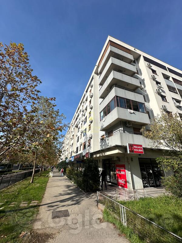 Trosoban stan 81m2 - Podgorica - > Okolina grada