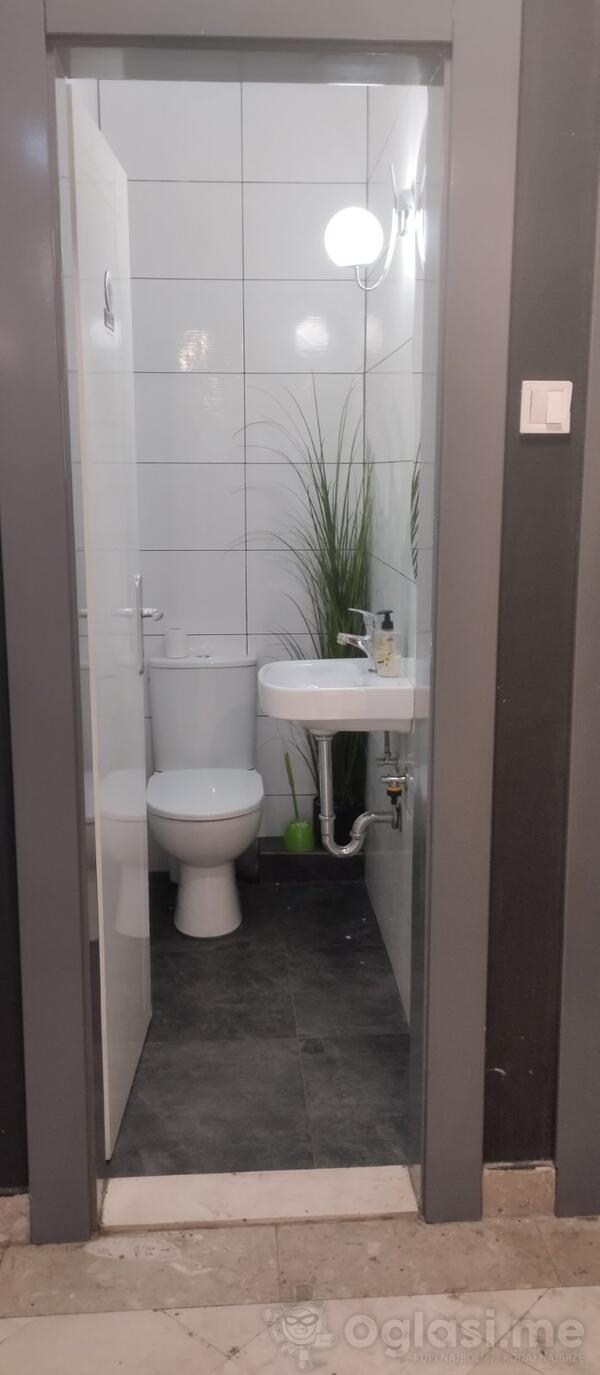 Kancelarija 16m2 - Podgorica - Centar grada