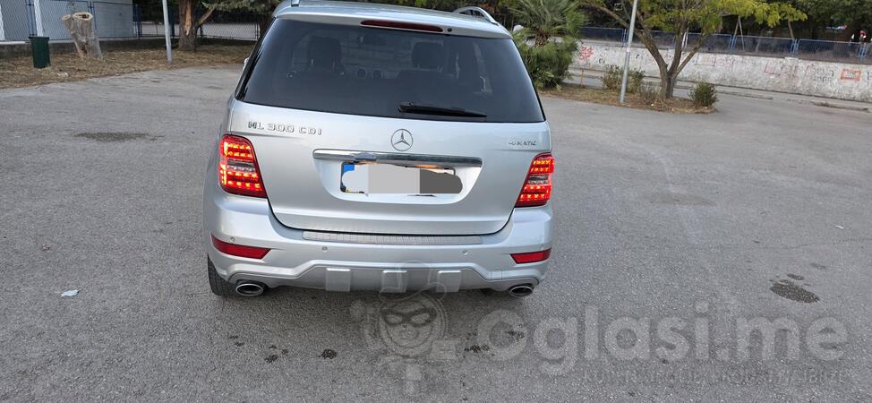 Mercedes Benz - ML 300 - 300 CDI