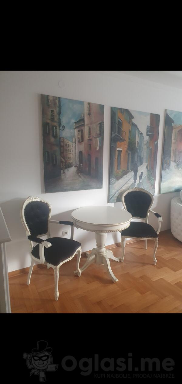 sto 2 stolice i komoda u kompletu novo patinirano poulatom