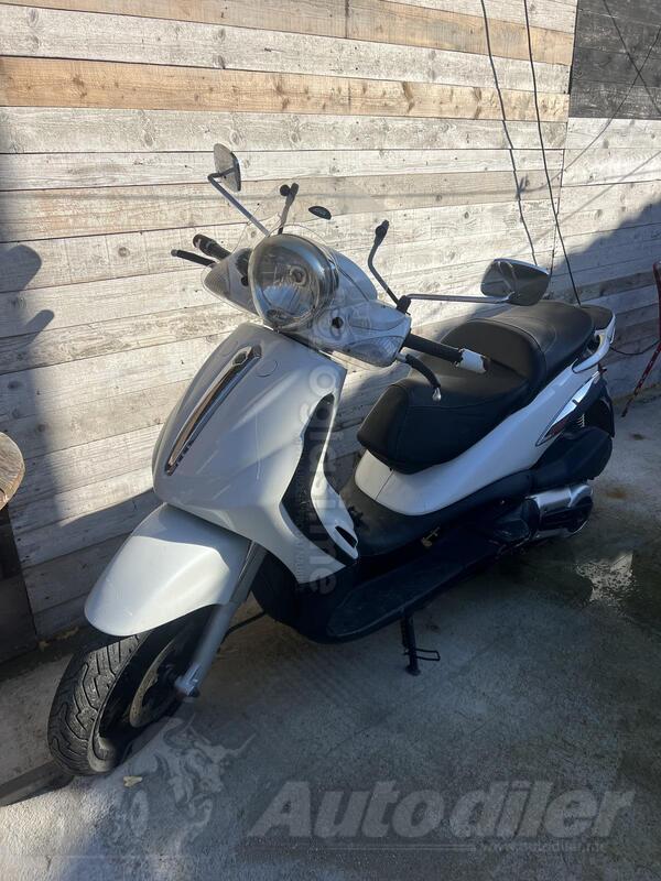 Aprilia - bevery 500