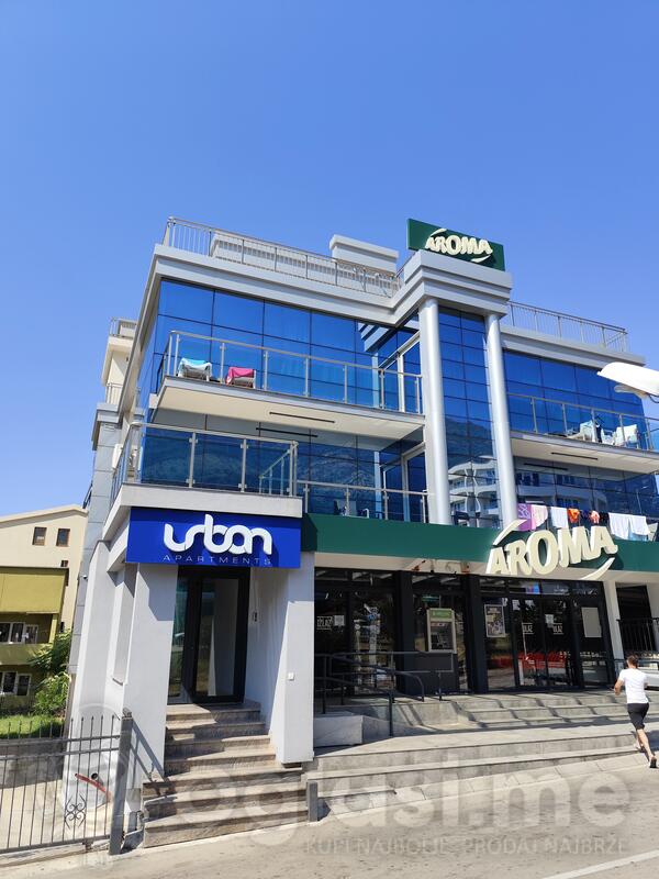 Hotel 1320m2 - Bar - Sutomore