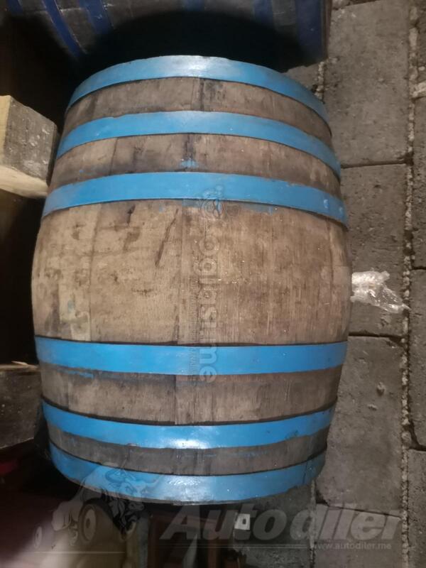 Drveno bure sa rakijom