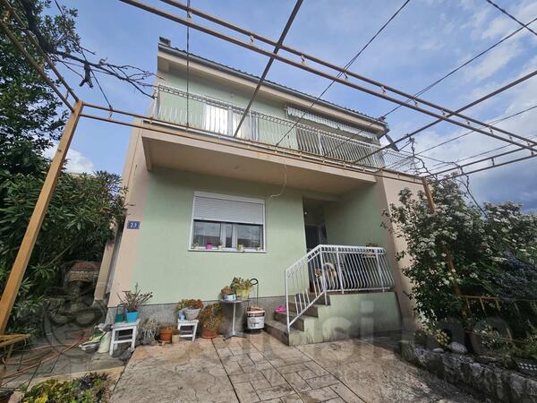 Porodična kuća 160m2 - Bar - Šušanj